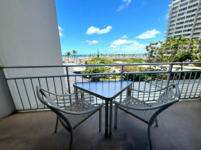 Ilikai Apt 302 - Spacious Studio with Stunning Ocean & Harbor Views